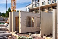/album/fotogaleria/a13070416-paneles-de-hormigon-prefabricados-de-la-pared-en-el-sitio-de-construccion-jpg/